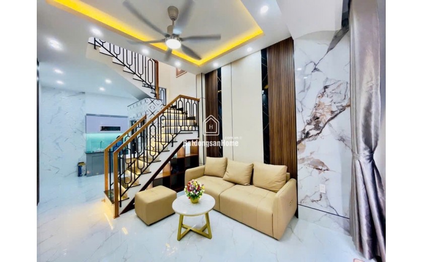 Nhà mới 2 tầng sàn 42m2, Vuông – Quang Trung QV